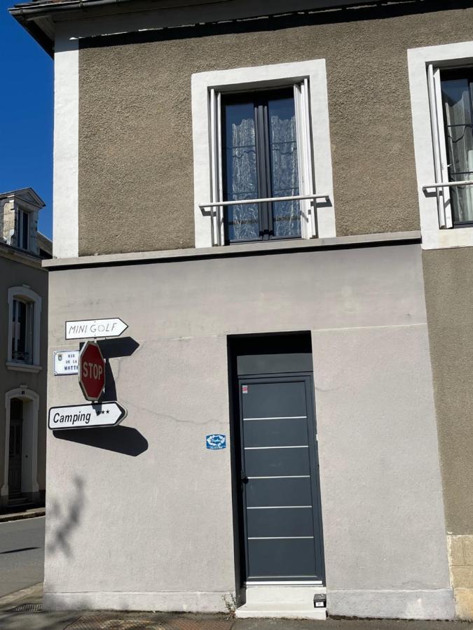 Апартаменты Duplex Beaumont-sur-Sarthe Экстерьер фото